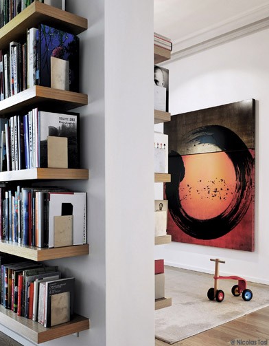 Bücherregal